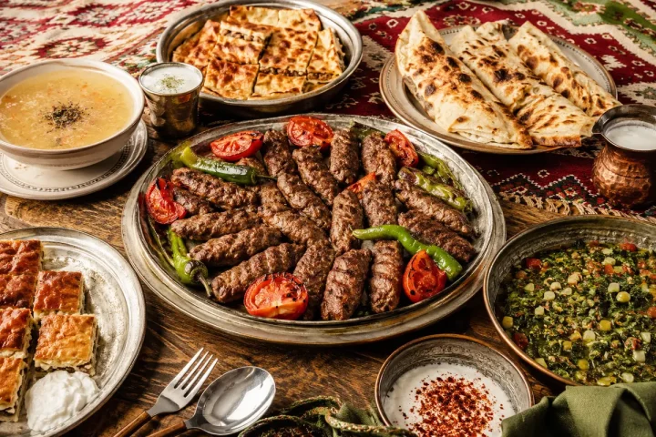 Sivas Köftesini Farklı Kılan Nedir?